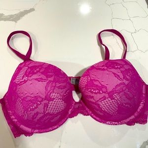 Victoria Secret  Bra 38 C